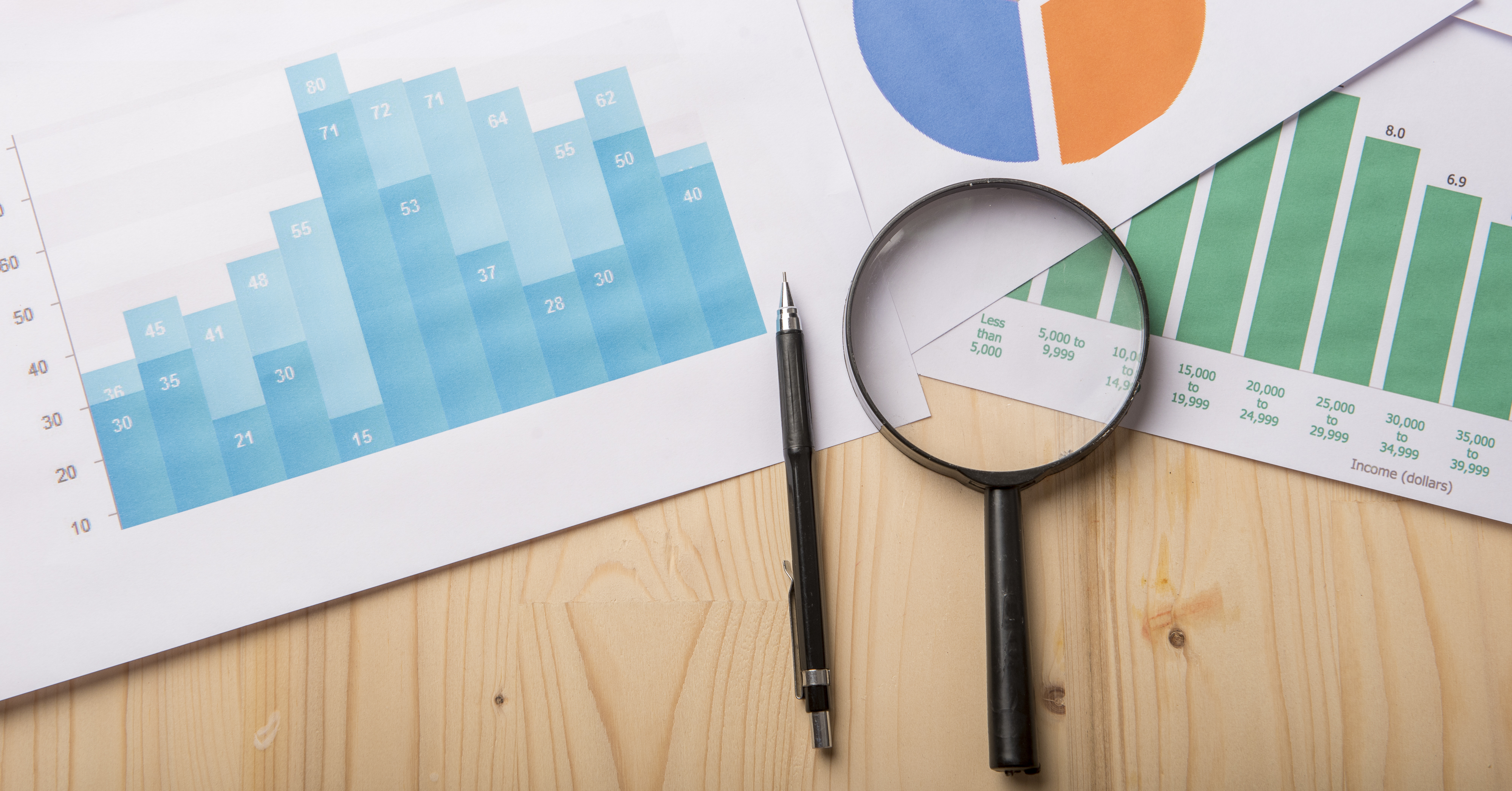 advertising magnifying glass